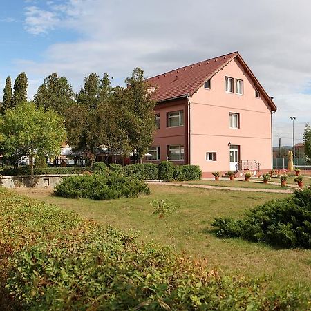 Hotel Pamira Sybin Zewnętrze zdjęcie
