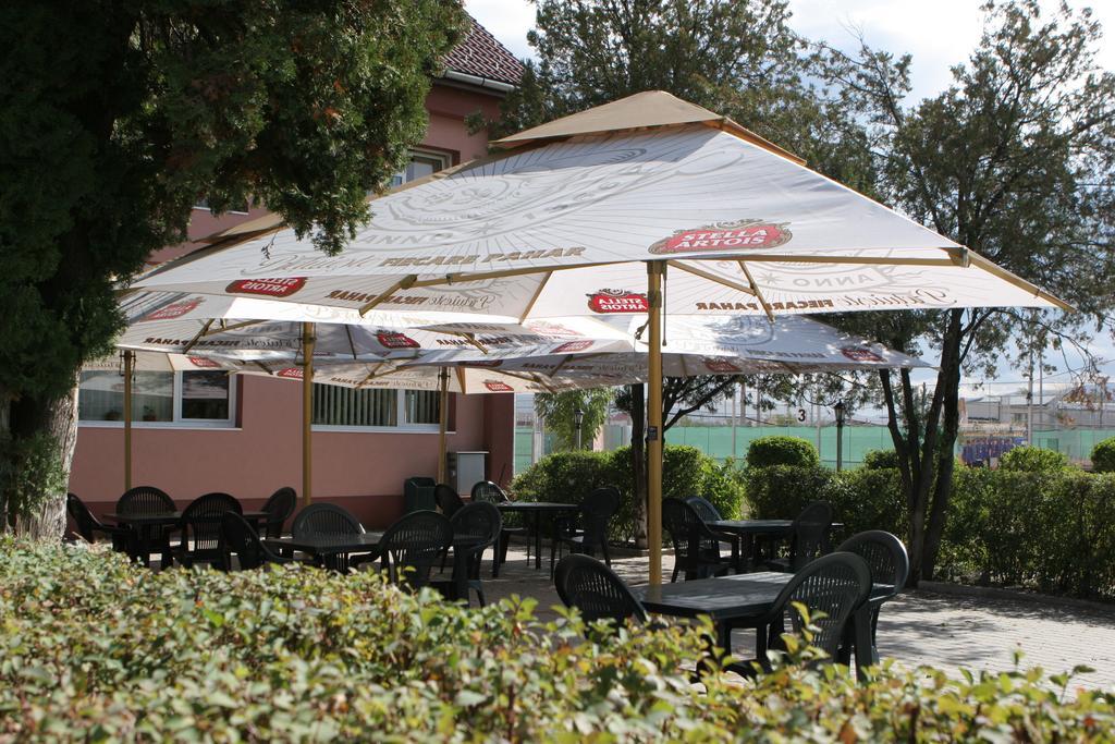 Hotel Pamira Sybin Zewnętrze zdjęcie